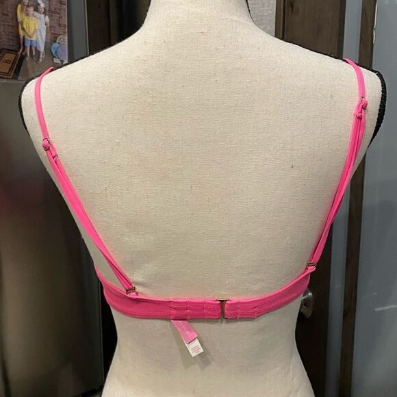 Victoria’s Secret Bikini Top  - Picture 2 of 3